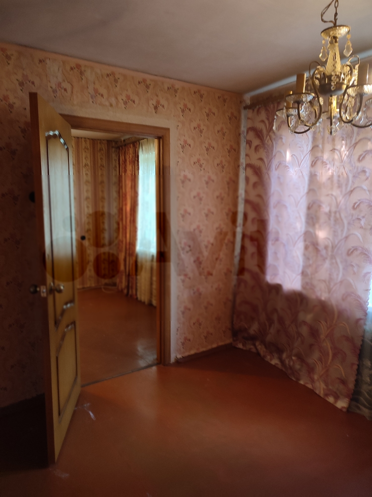 Продажа 4-комнатной квартиры, Курск, улица Димитрова